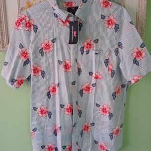New Men's Vineyard Vines Button down Shirt.